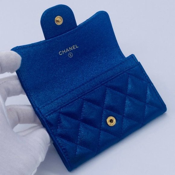 EUC CHANEL Metallic Blue Calfskin Quilted Reissue Flap Card Holder - Picture 9 of 15